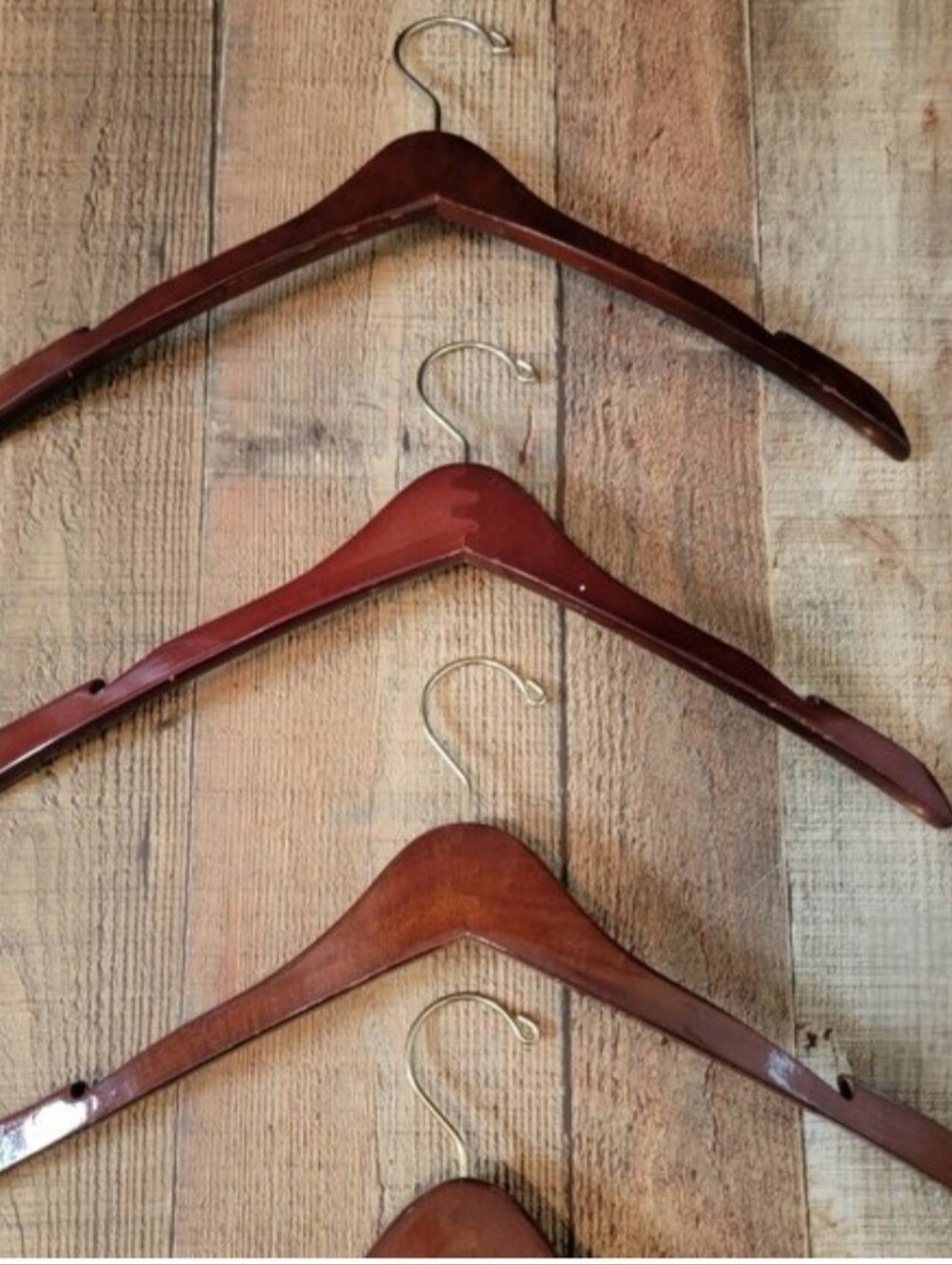 Abercrombie and Fitch Retail Store Wooden Hangers with Notches - 10 - Picture 9 of 16